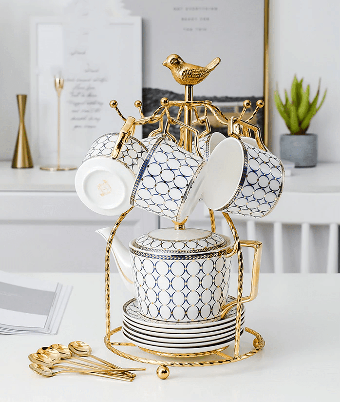 Deluxe Elara Gulddetaljerad Benporslin Tekanna Set Med Koppar