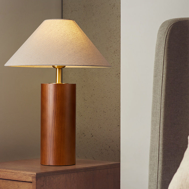 Miyabi Retro-Inspired Japanese Table Lamp