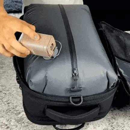 Sac à dos de voyage AeroVac avec compression sous vide et rangement